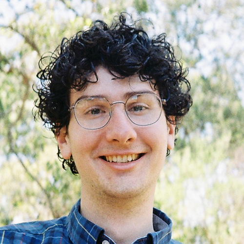Daniel Oakes